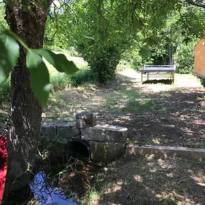 Dans Le Sud Aveyron Appartement
